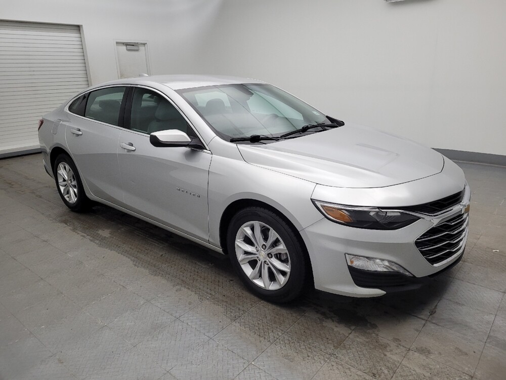 2020 Chevrolet Malibu in Columbus, OH 43231 - 18116681 11