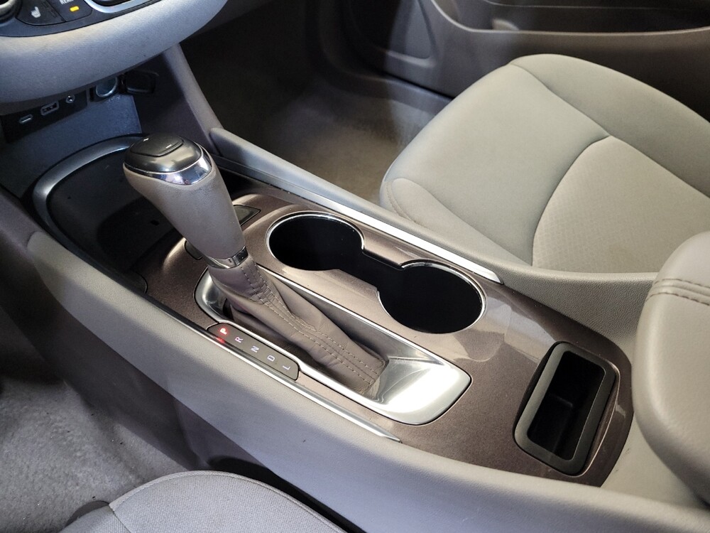 2020 Chevrolet Malibu in Columbus, OH 43231 - 18116681 26