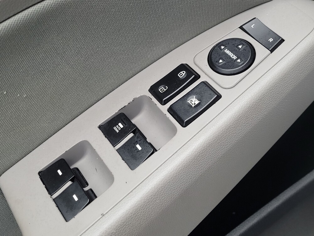 2017 Hyundai Elantra in Jacksonville, FL 32210 - 18116698 27