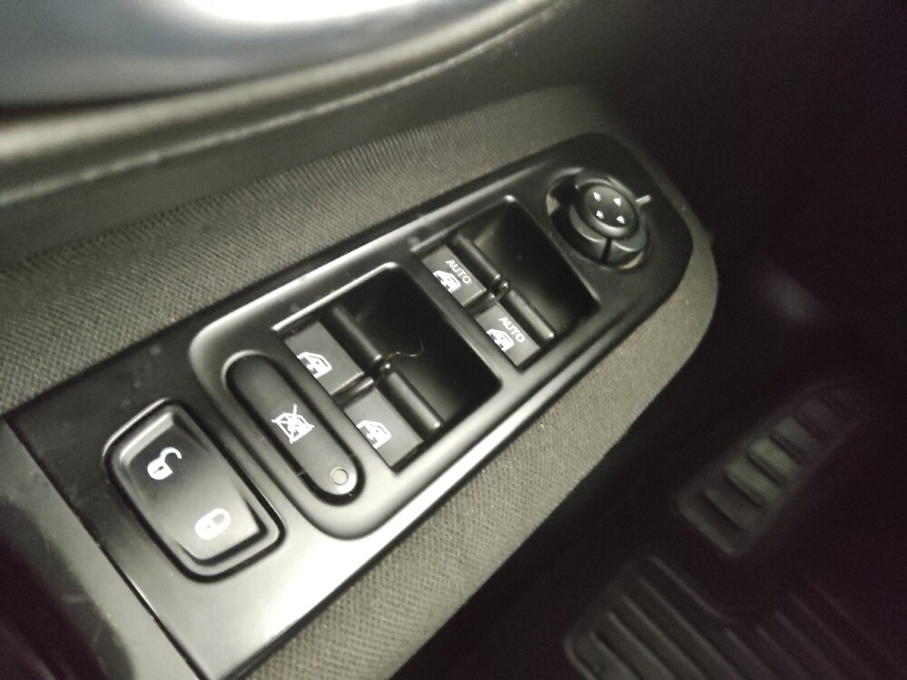 2021 Jeep Renegade in Gladstone, MO 64118 - 18116700 27