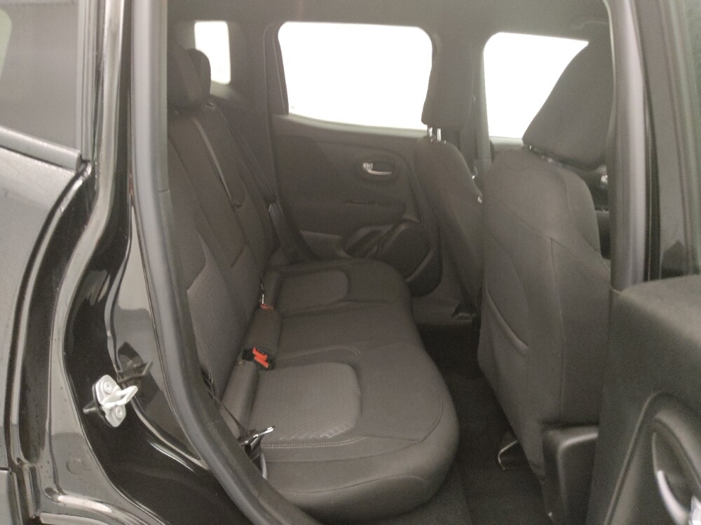 2021 Jeep Renegade in Gladstone, MO 64118 - 18116700 19