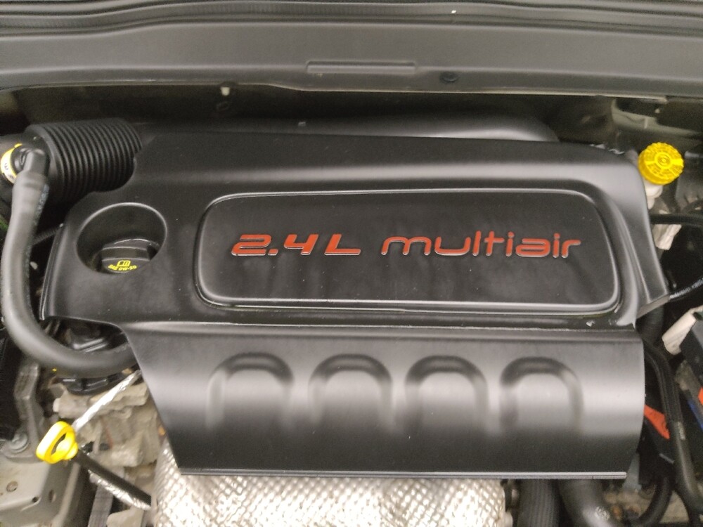 2021 Jeep Renegade in Gladstone, MO 64118 - 18116700 30