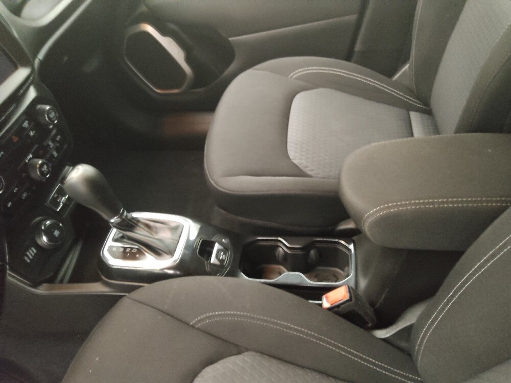 2021 Jeep Renegade in Gladstone, MO 64118 - 18116700 26