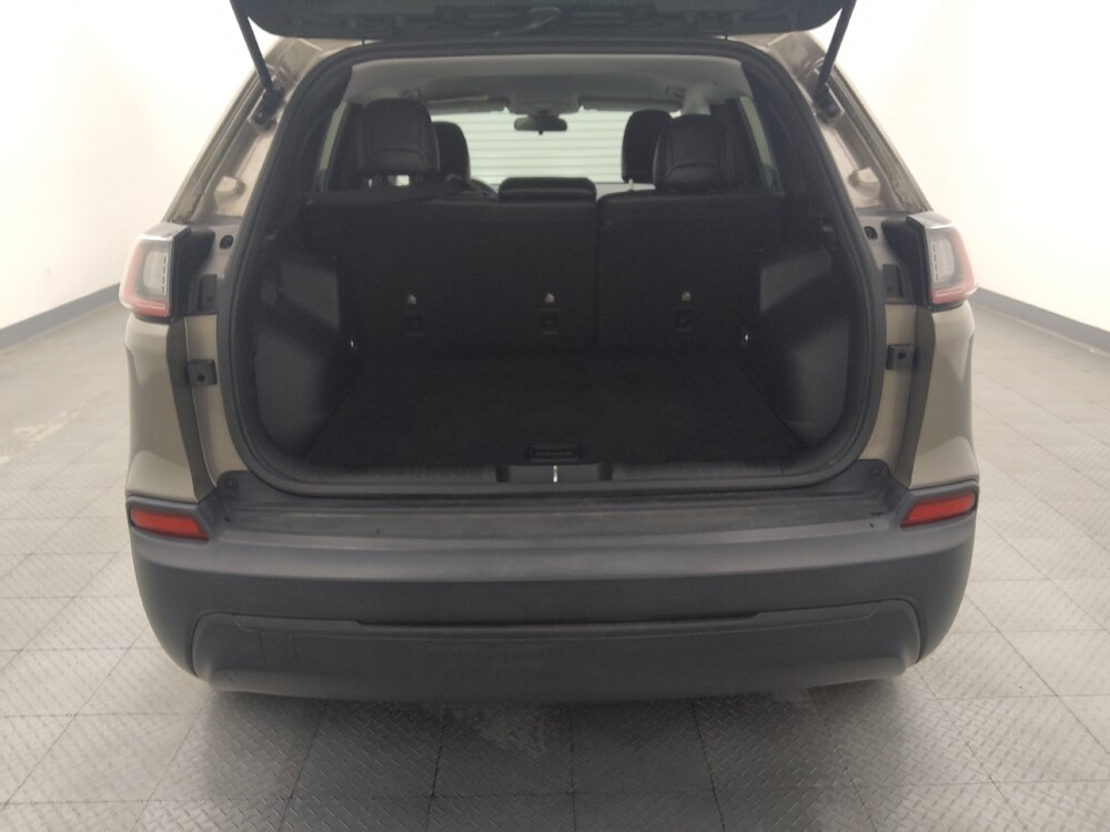 2019 Jeep Cherokee in Houston, TX 77034 - 18116703 29