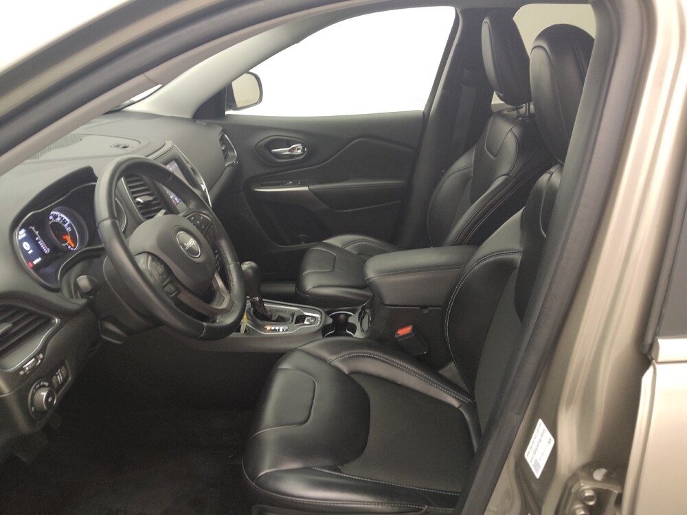 2019 Jeep Cherokee in Houston, TX 77034 - 18116703 17