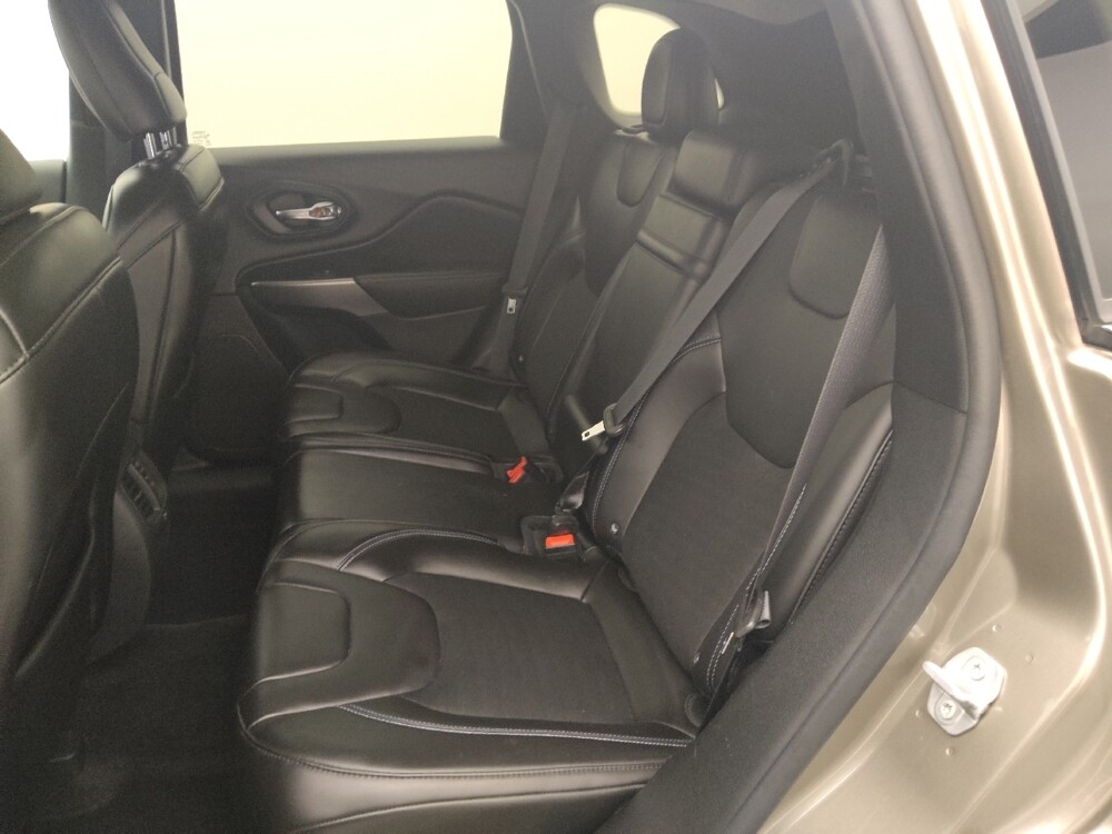 2019 Jeep Cherokee in Houston, TX 77034 - 18116703 18