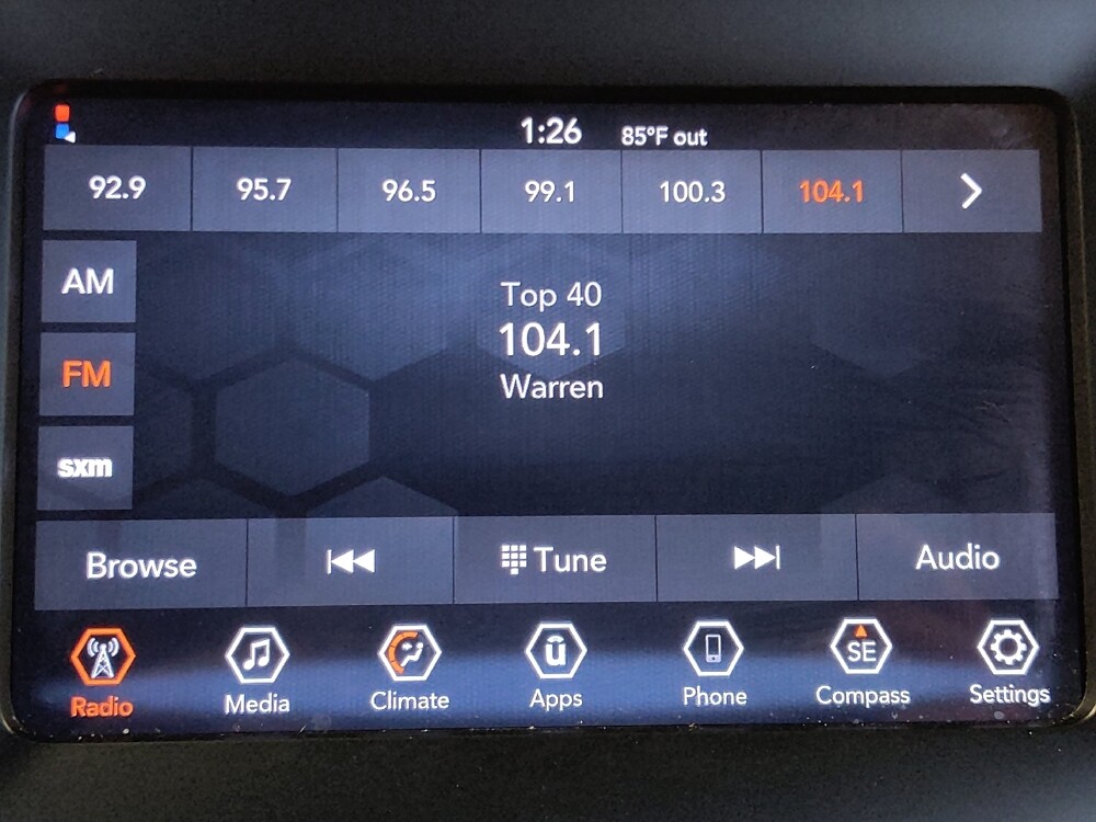 2019 Jeep Cherokee in Houston, TX 77034 - 18116703 25