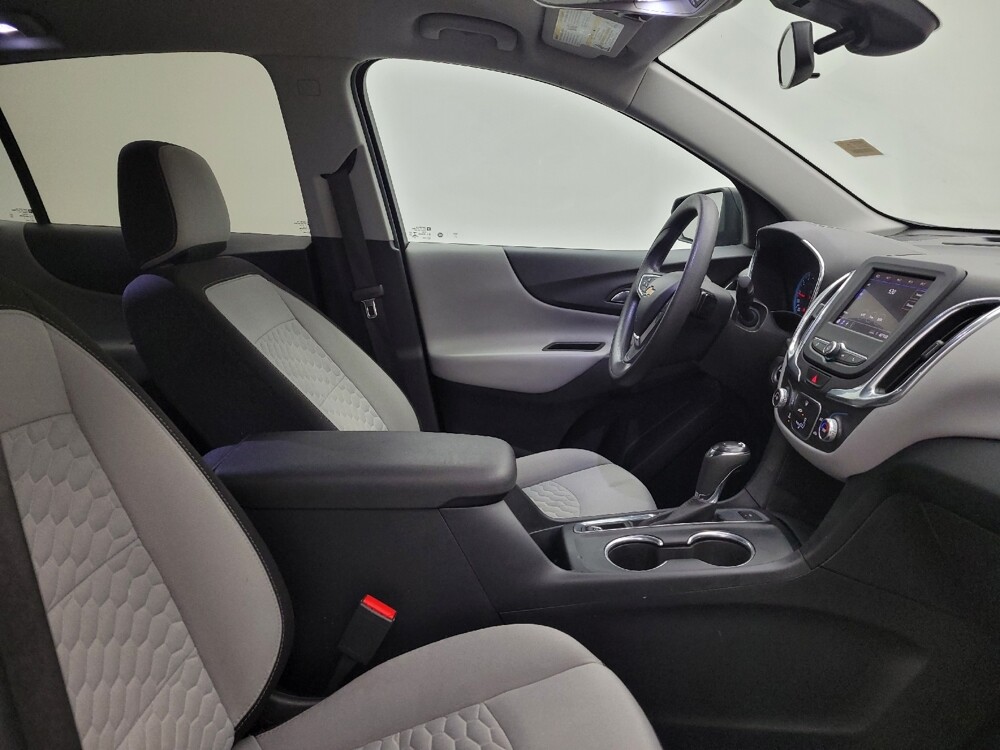 2020 Chevrolet Equinox in Cincinnati, OH 45255 - 18116714 21