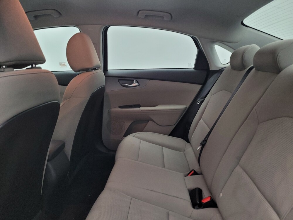 2021 Kia Forte in Maple Heights, OH 44137 - 18116715 18