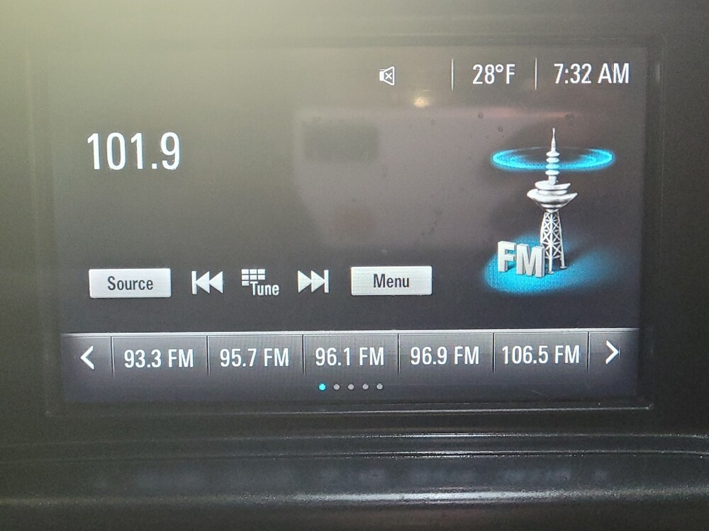 2018 Chevrolet Silverado 1500 in Charleston, SC 29414 - 18116723 25