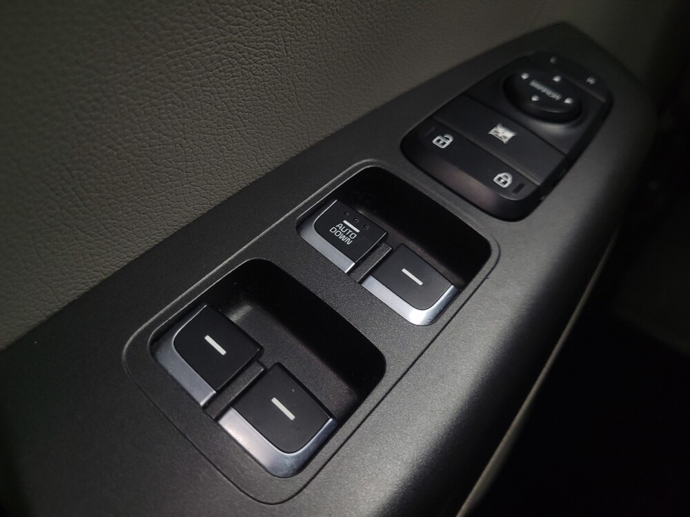 2019 Kia Sportage in Indianapolis, IN 46219 - 18116728 27