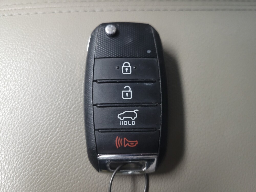 2019 Kia Sportage in Indianapolis, IN 46219 - 18116728 32