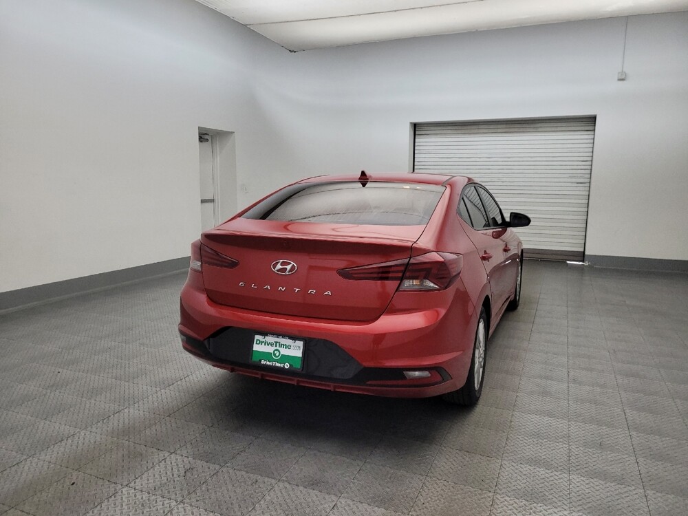 2019 Hyundai Elantra in Glendale, AZ 85301 - 18116730 7