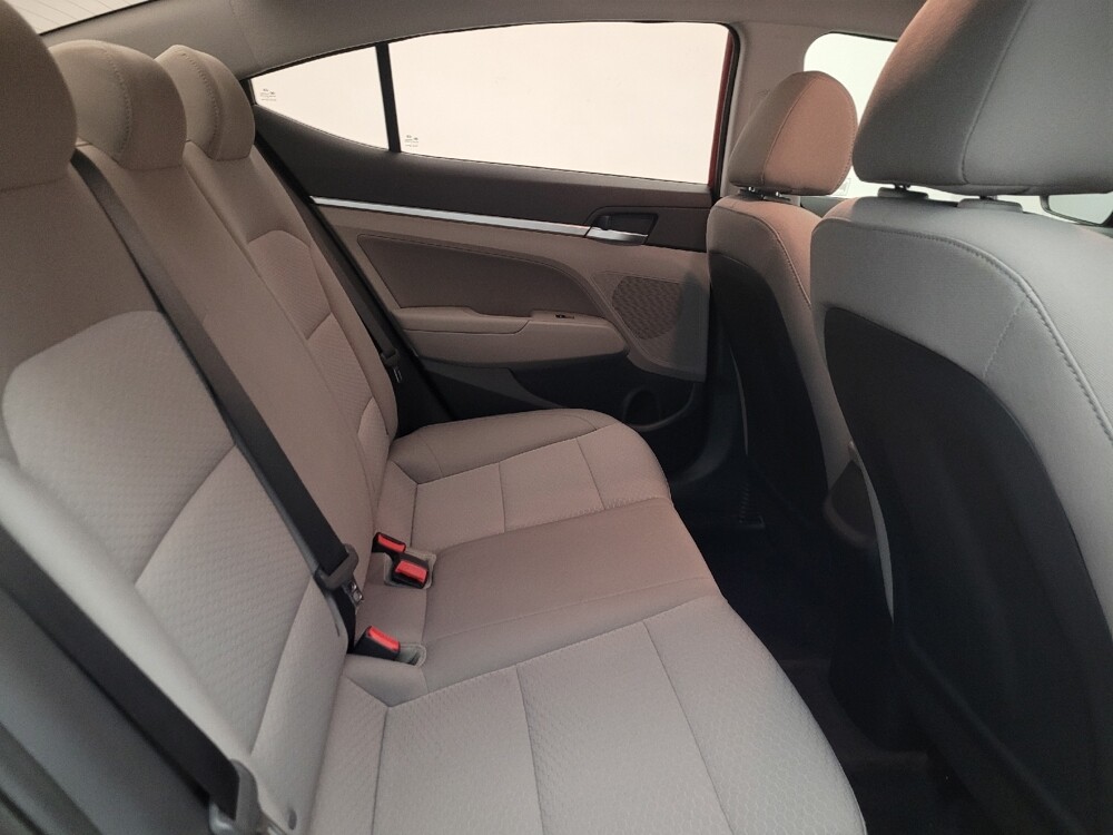 2019 Hyundai Elantra in Glendale, AZ 85301 - 18116730 19