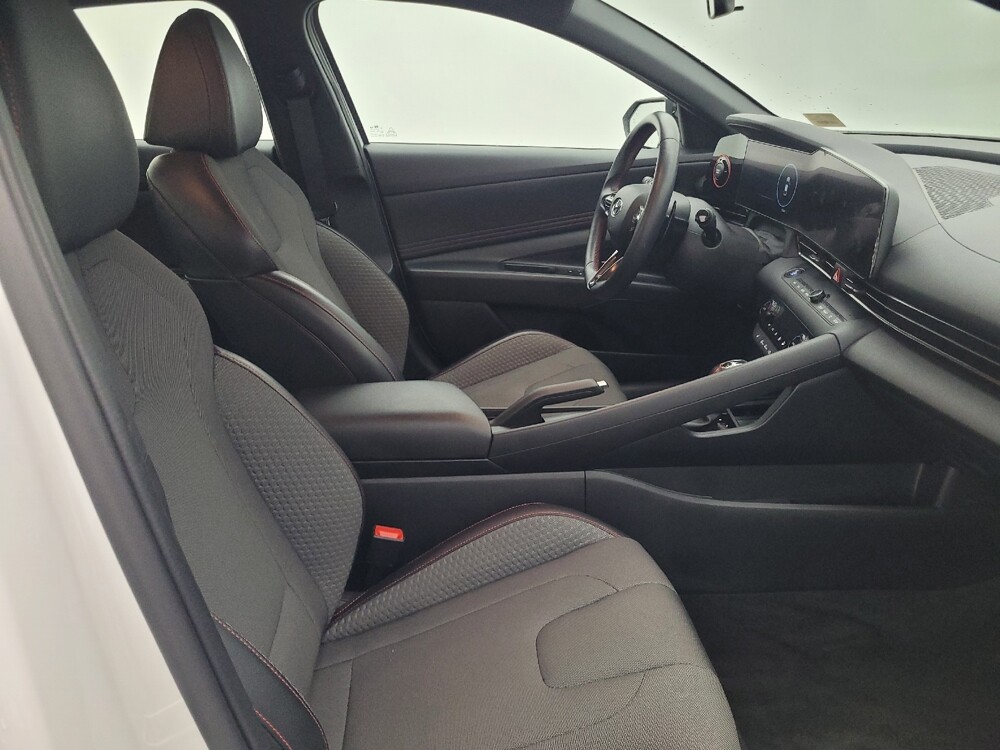 2023 Hyundai Elantra in Clearwater, FL 33764 - 18116732 21