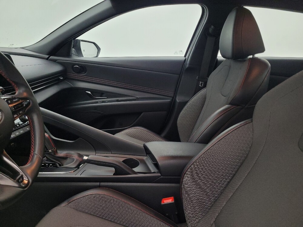 2023 Hyundai Elantra in Clearwater, FL 33764 - 18116732 17