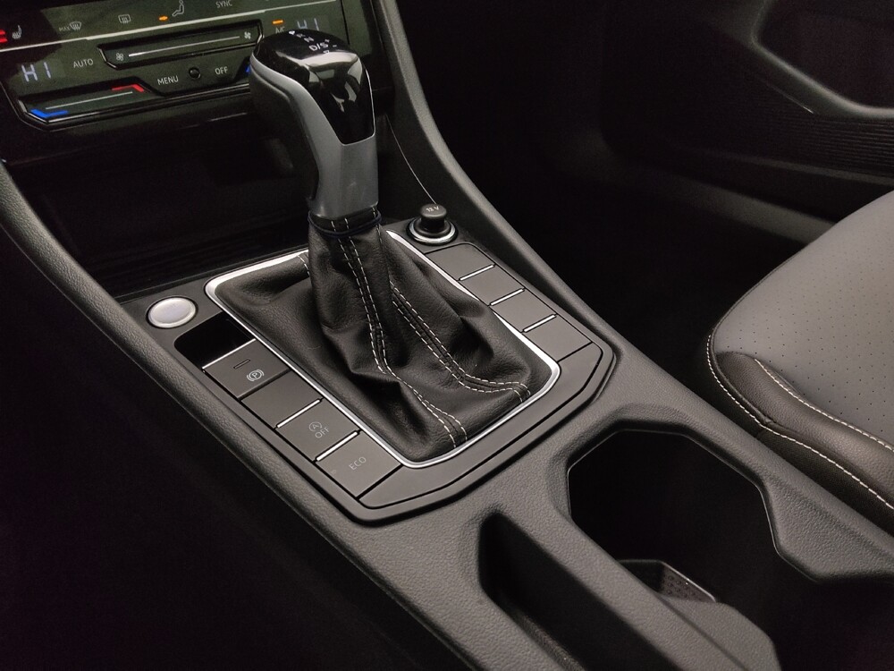 2025 Volkswagen Jetta in Topeka, KS 66611 - 18116735 26