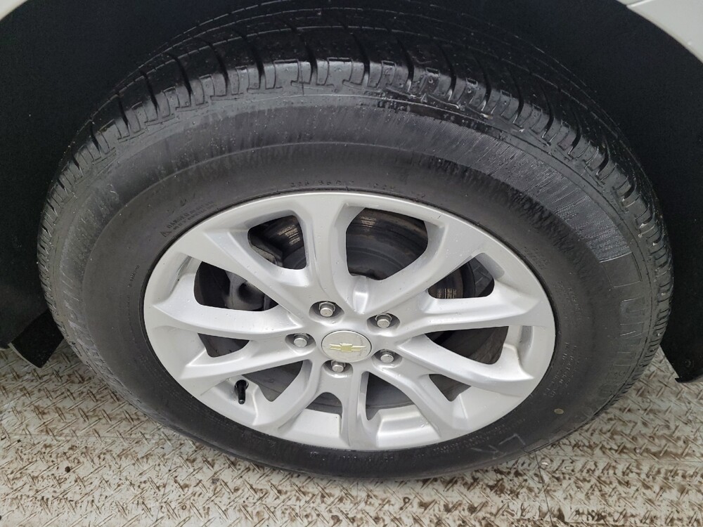 2018 Chevrolet Equinox in Maple Heights, OH 44137 - 18116737 31