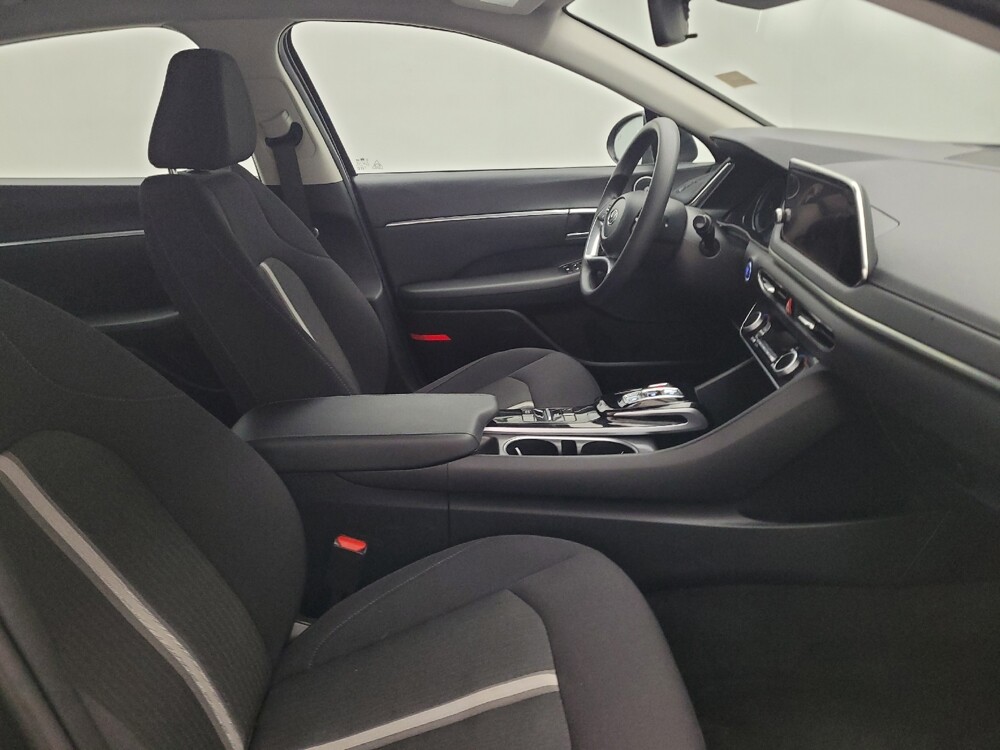 2023 Hyundai Sonata in Columbus, OH 43228 - 18116741 21