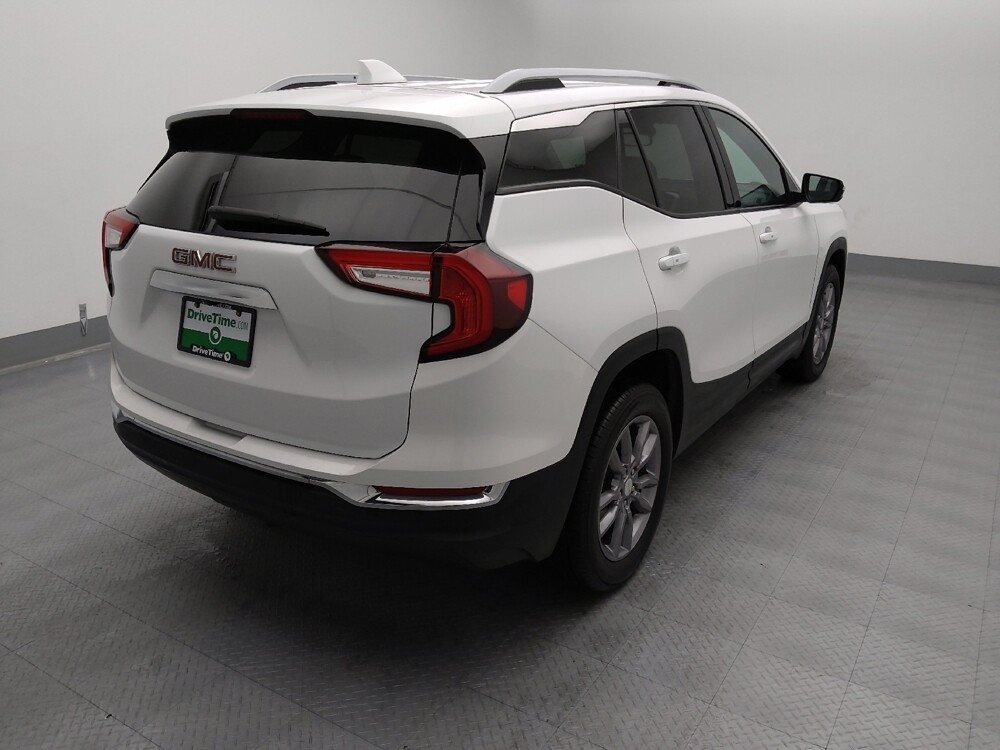 2023 GMC Terrain in Topeka, KS 66611 - 18116743 9