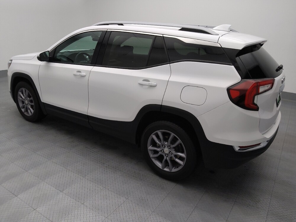 2023 GMC Terrain in Topeka, KS 66611 - 18116743 3