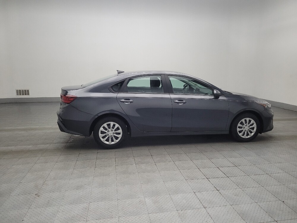 2024 Kia Forte in Conyers, GA 30094 - 18116746 10