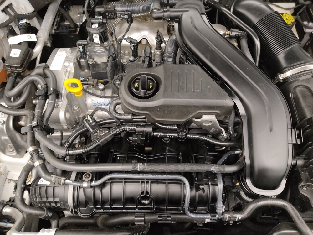 2024 Volkswagen Jetta in Springfield, MO 65807 - 18116759 30