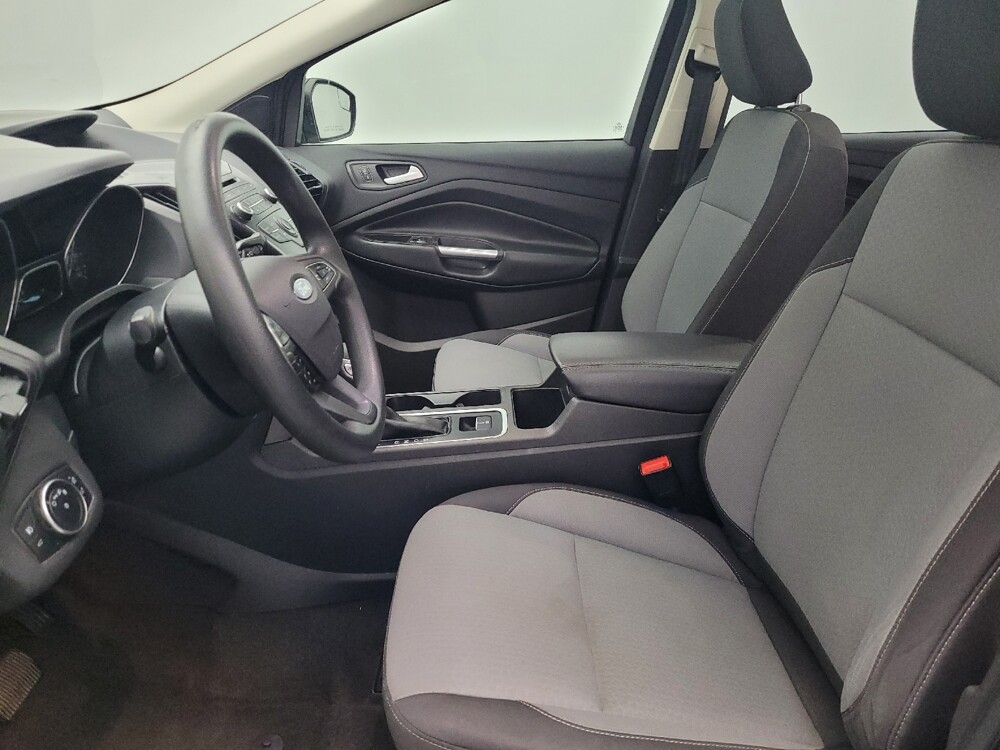 2018 Ford Escape in Ocala, FL 34471 - 18116764 17