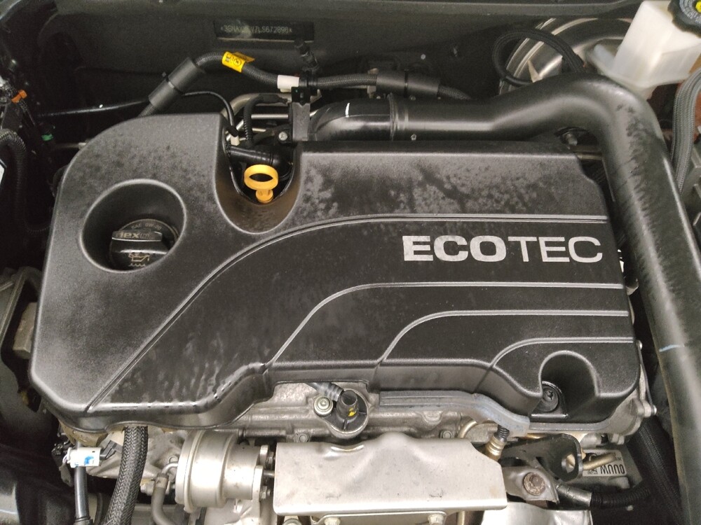 2020 Chevrolet Equinox in Springfield, MO 65807 - 18116770 30