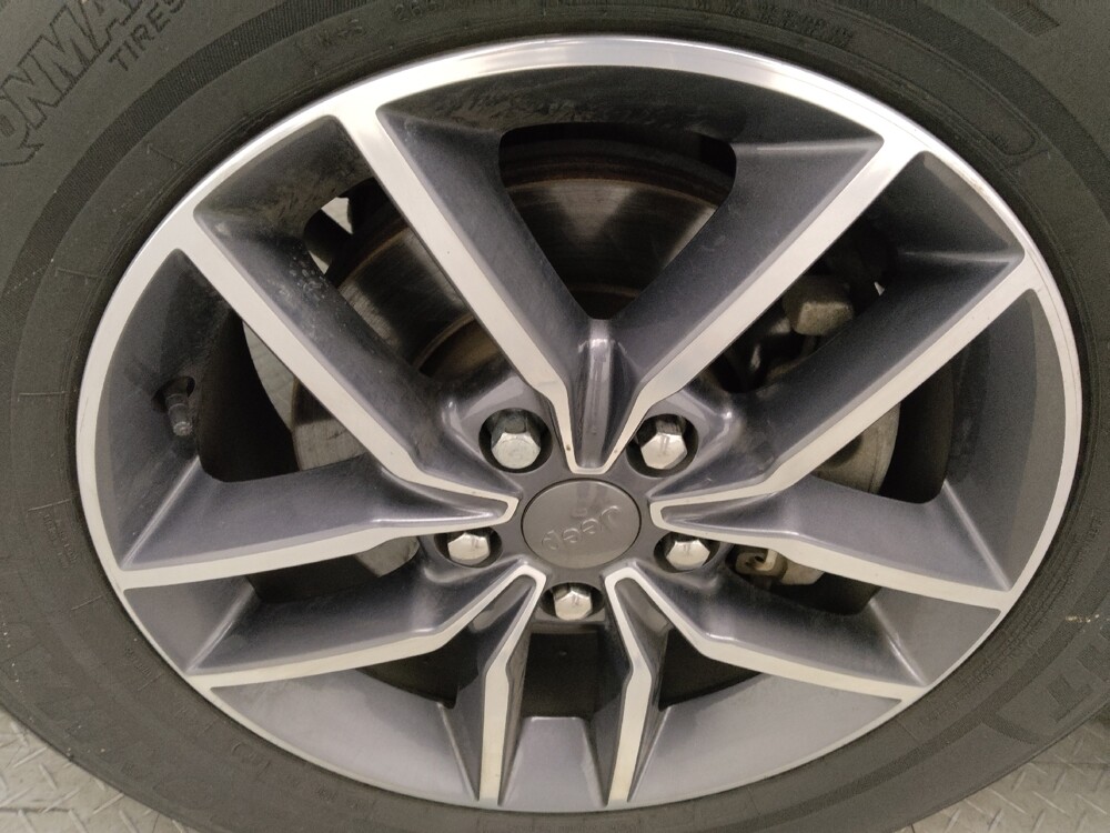 2019 Jeep Grand Cherokee in Conyers, GA 30094 - 18116771 31