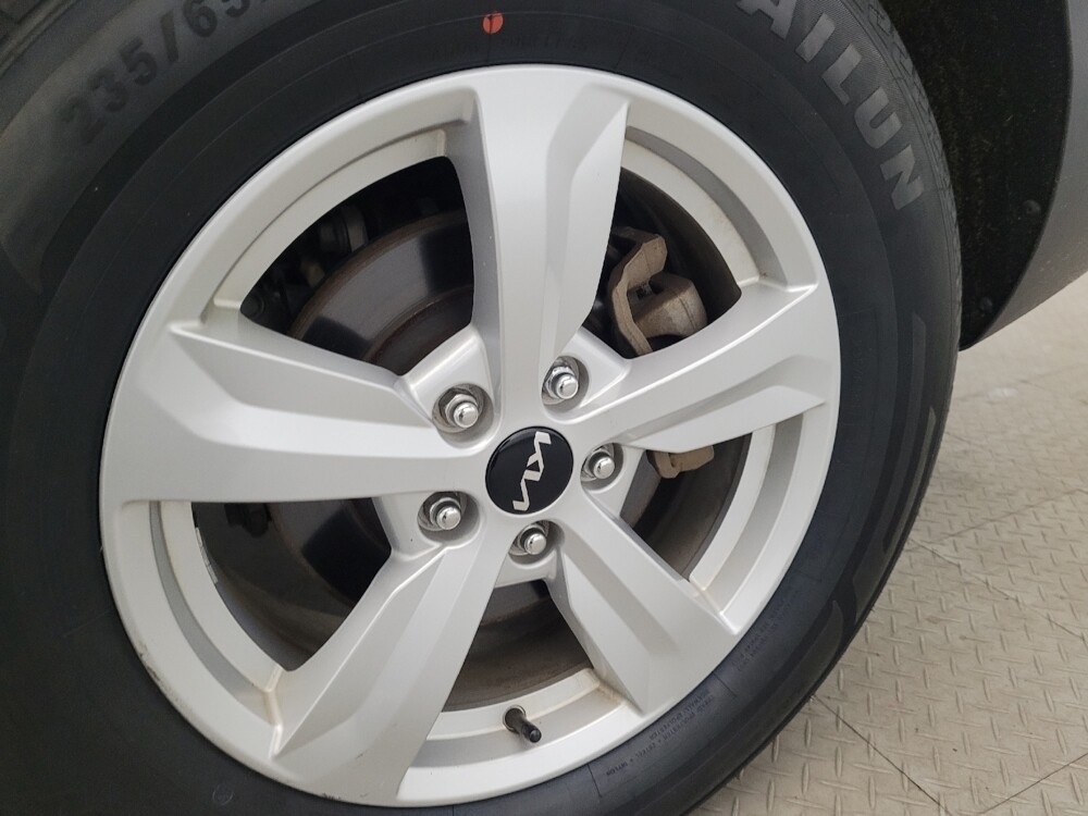 2023 Kia Sorento in New Castle, DE 19720 - 18116788 31