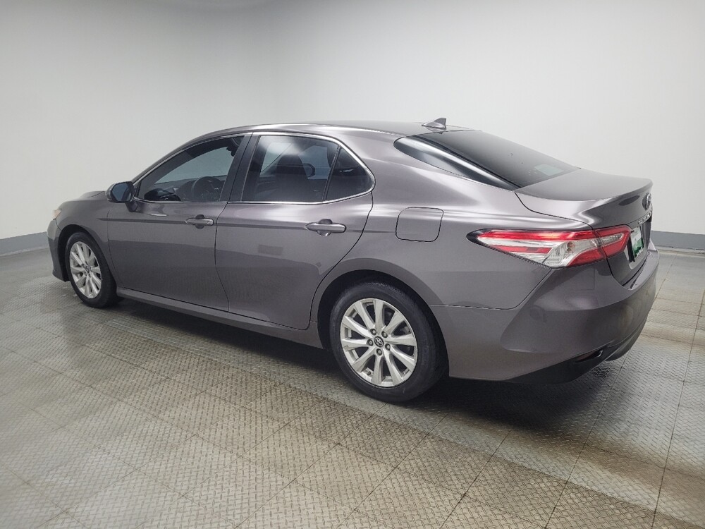 2019 Toyota Camry in Indianapolis, IN 46219 - 18116793 3