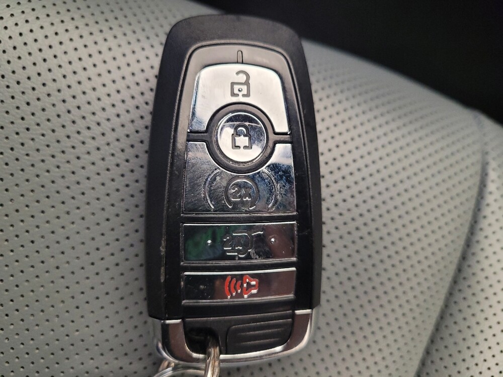 2022 Lincoln Corsair in Miamisburg, OH 45342 - 18116795 32