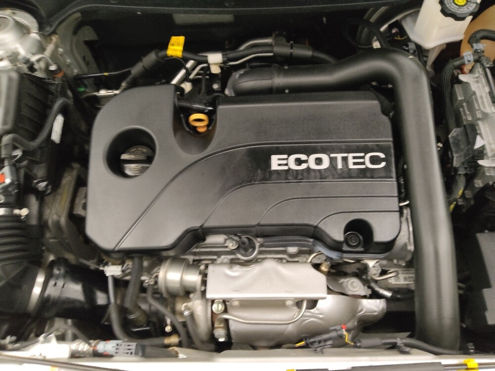 2020 Chevrolet Equinox in Lakewood, CO 80215 - 18116800 30