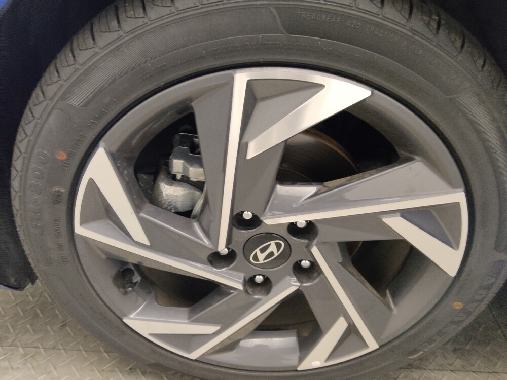 2025 Hyundai Elantra in Conyers, GA 30094 - 18116803 31