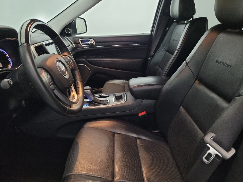 2017 Jeep Grand Cherokee in New Castle, DE 19720 - 18116810 17