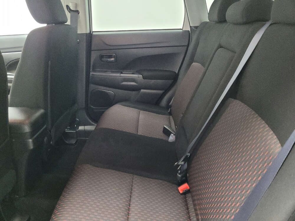 2019 Mitsubishi Outlander Sport in Las Vegas, NV 89102 - 18116819 18