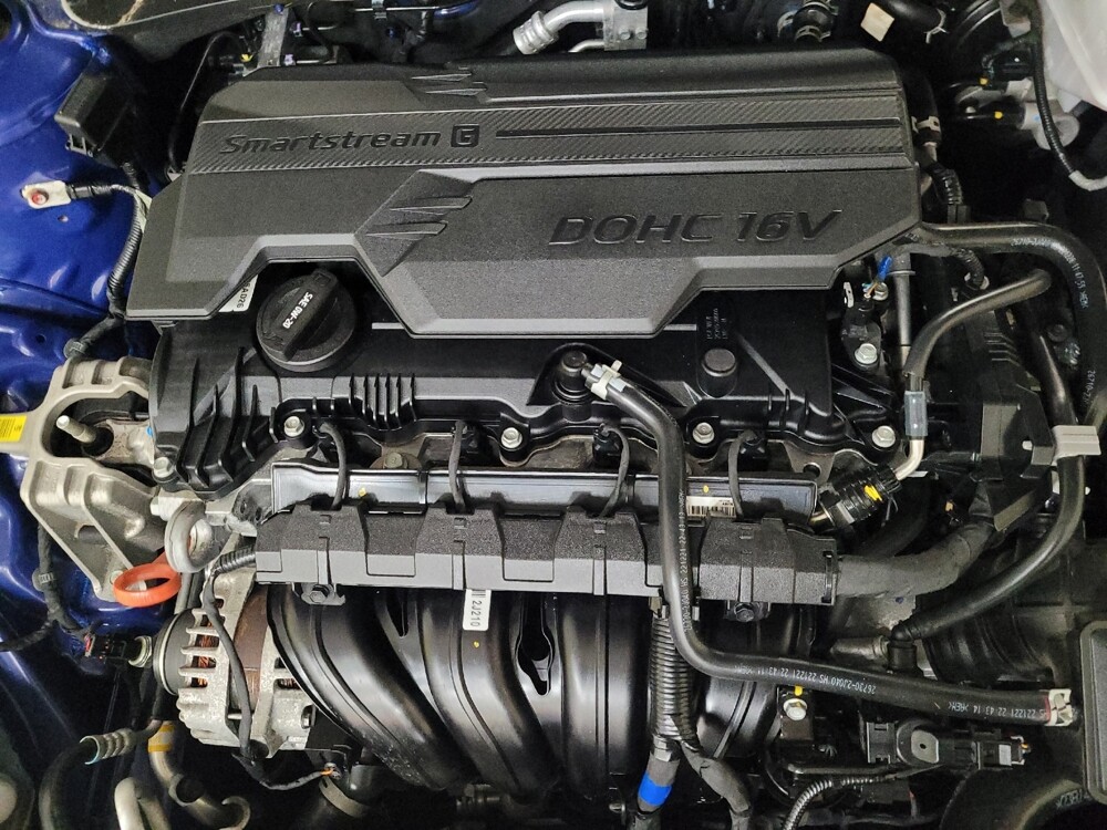 2023 Hyundai Elantra in New Castle, DE 19720 - 18116823 30