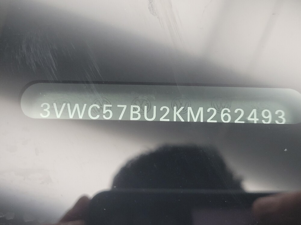 2019 Volkswagen Jetta in Indianapolis, IN 46219 - 18116831 33