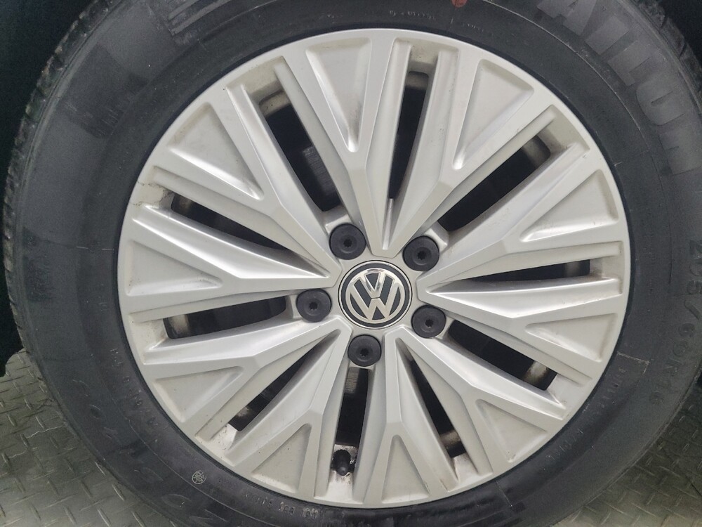 2019 Volkswagen Jetta in Indianapolis, IN 46219 - 18116831 31