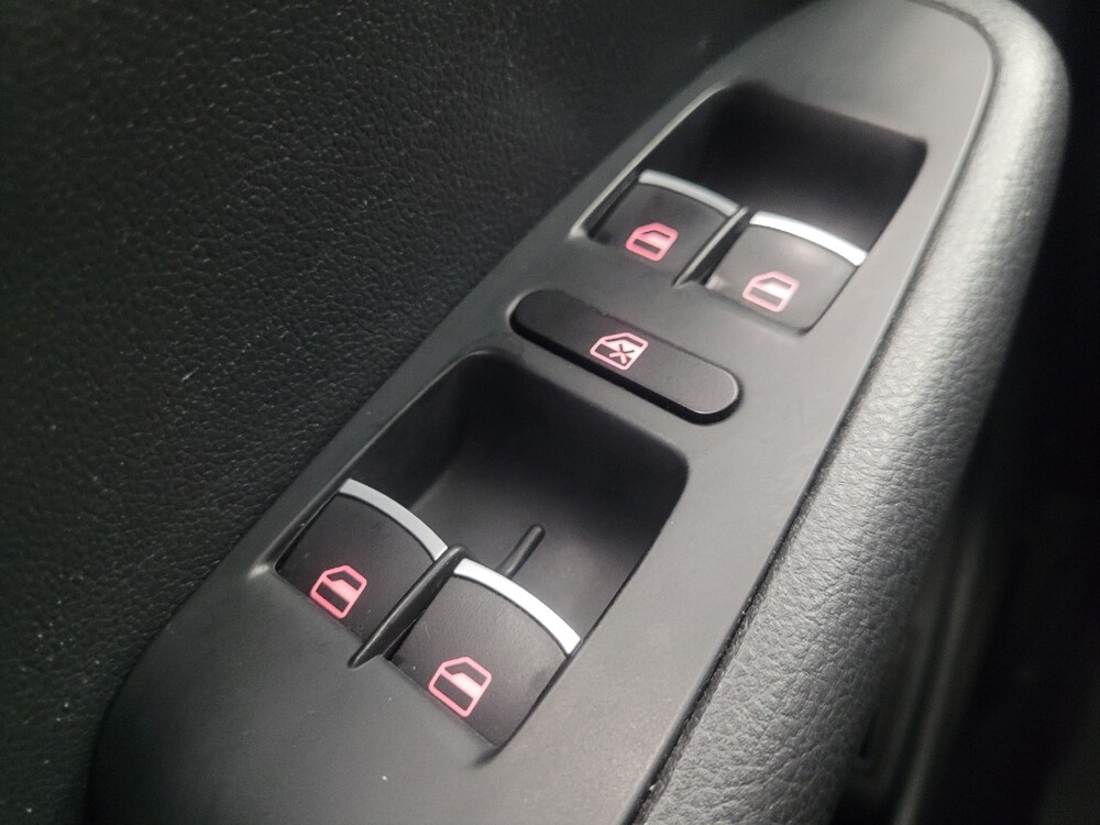 2015 Volkswagen Jetta in Indianapolis, IN 46219 - 18116832 27