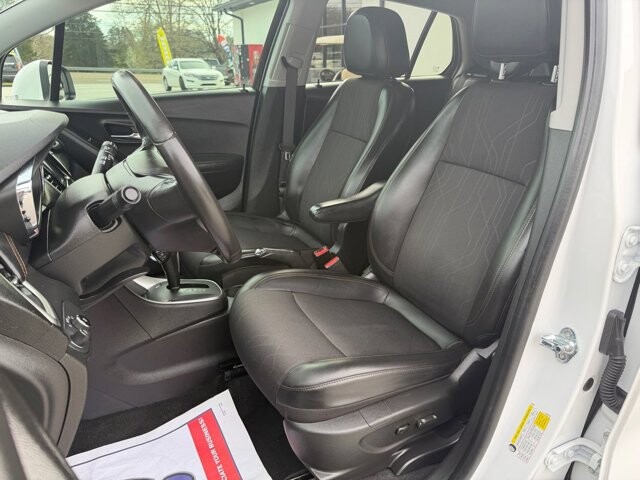 2020 Chevrolet Trax in Knoxville, TN 37920 - 18116841 13