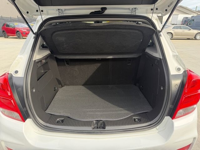 2020 Chevrolet Trax in Knoxville, TN 37920 - 18116841 9