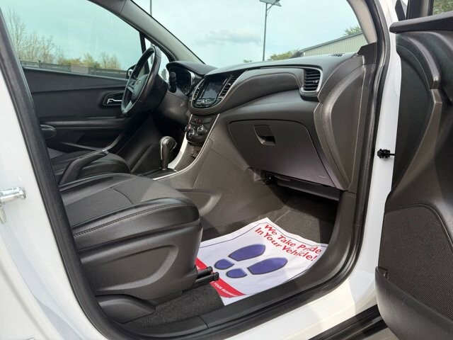 2020 Chevrolet Trax in Knoxville, TN 37920 - 18116841 16