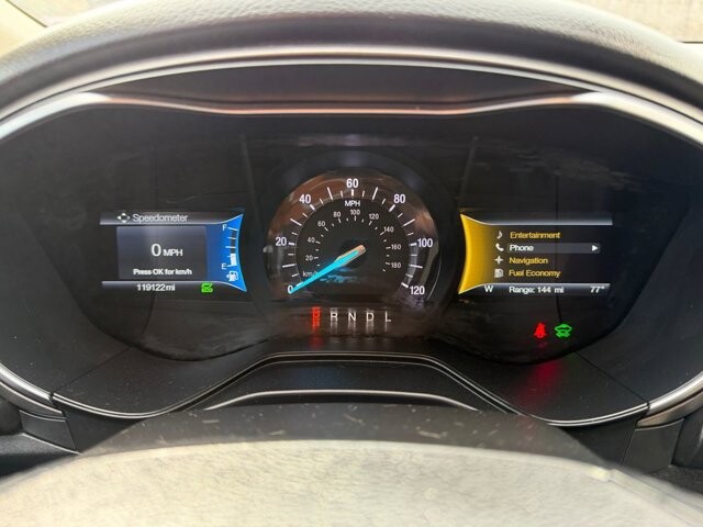 2019 Ford Fusion in Knoxville, TN 37920 - 18116842 21