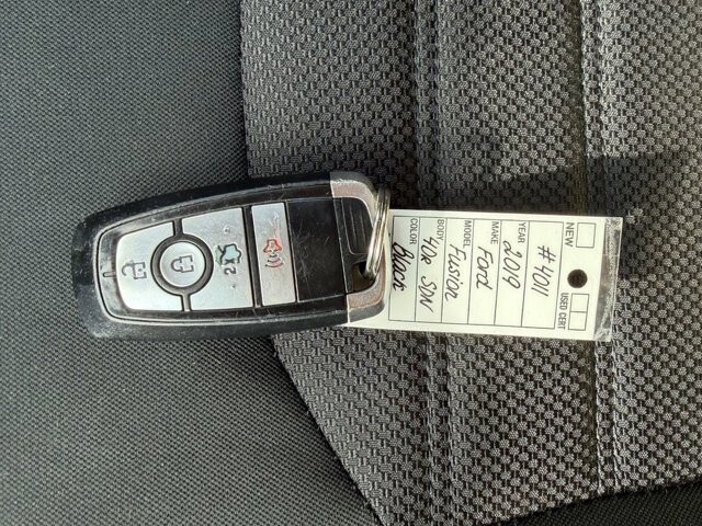 2019 Ford Fusion in Knoxville, TN 37920 - 18116842 27