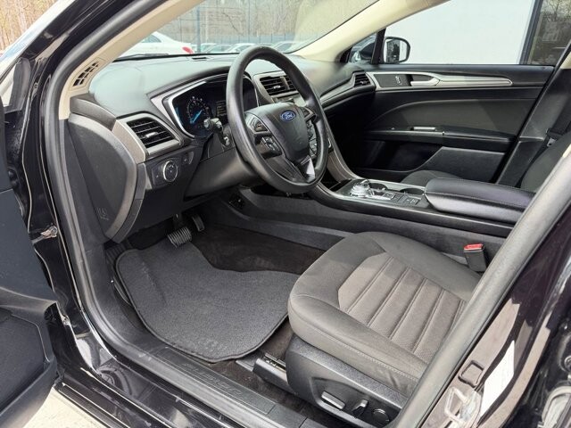 2019 Ford Fusion in Knoxville, TN 37920 - 18116842 12