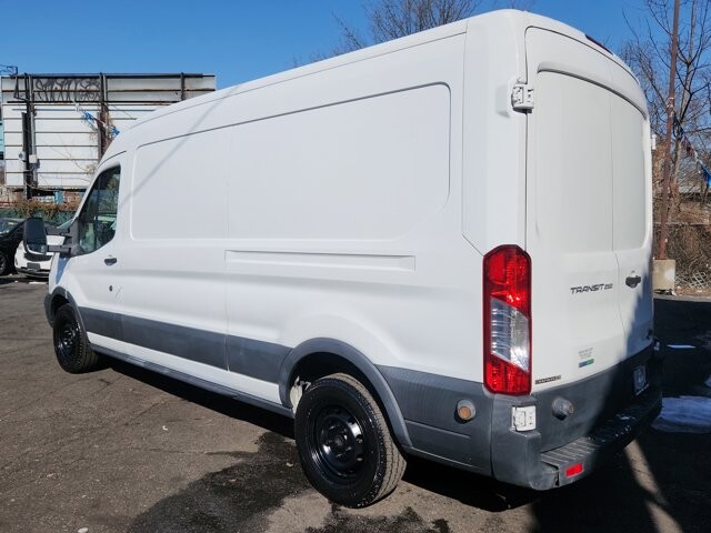 2015 Ford Transit 250 in Cinnaminson, NJ 08077 - 18116843 3