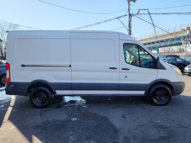 2015 Ford Transit 250 in Cinnaminson, NJ 08077 - 18116843 6