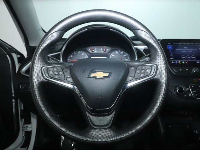 2024 Chevrolet Malibu in Bedford, OH 44146 - 18116847 21
